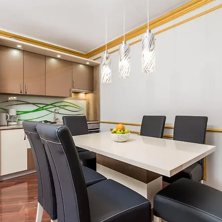 Appartement All For You - With A Swimming Pool