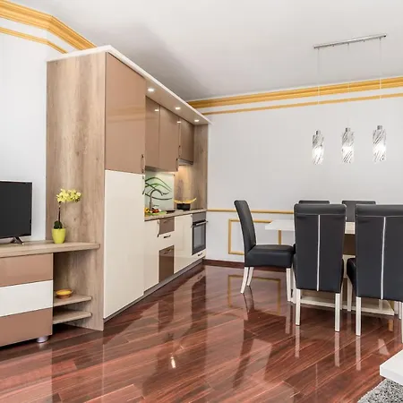 Appartement All For You - With A Swimming Pool Opatija