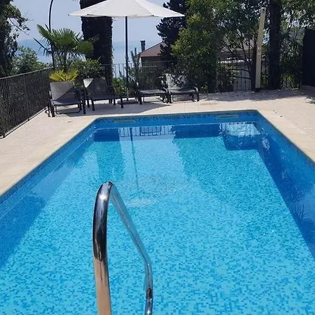 Apartment All For You - With A Swimming Pool